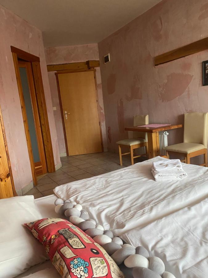 Hostel Caferazy Poprad Exterior foto